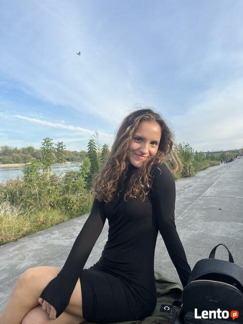 Szukam pokoju dla studentki