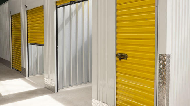 Octowa - wewnętrzny magazyn self storage, boksy magazynowe,