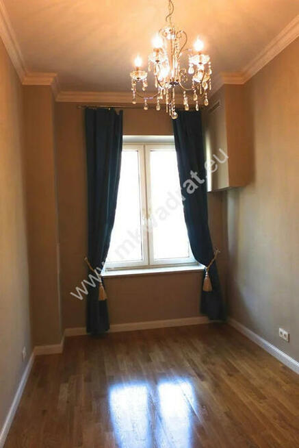 Luksusowe 4-pok. biuro z garażem przy MDM