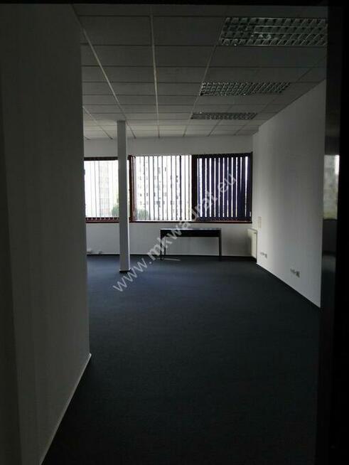 Blisko Galerii Mokotów powierzchnia biurowa.