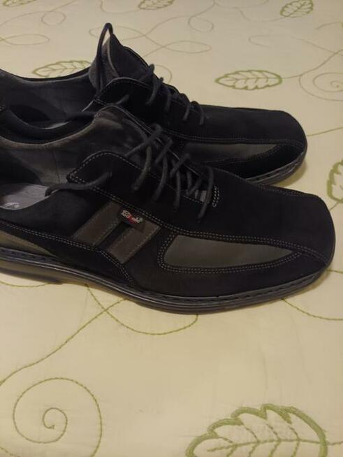 Buty sportowe i polbuty