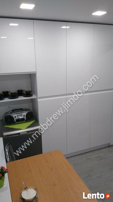 meble pod wymiar stolarz szafy kuchnie ogrodowe