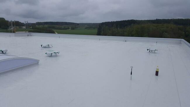 Dekarz Papa termozgrzewalna Membrana PVC TPO szczelności