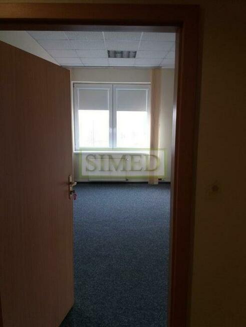 Biuro 5 pok. ,ochrona,monitoring,parking