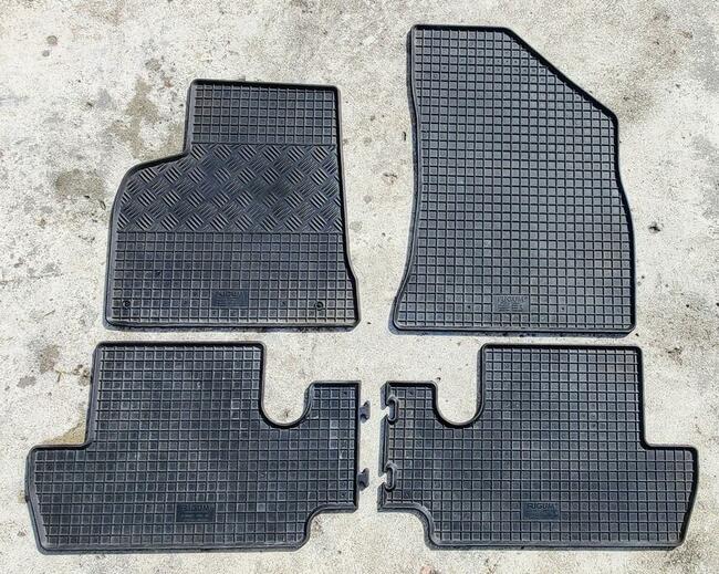 Dywanik Peugeot 3008 09 KOMPLET JAK NOWE GUMOWE CZESKIE CZAR