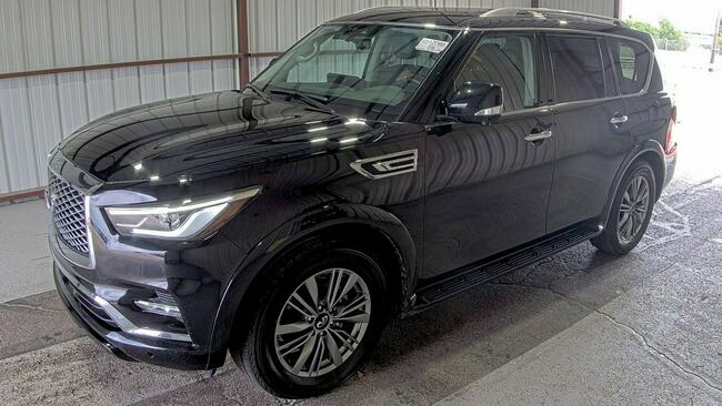 Infiniti QX80 5.6L  400KM 7os.