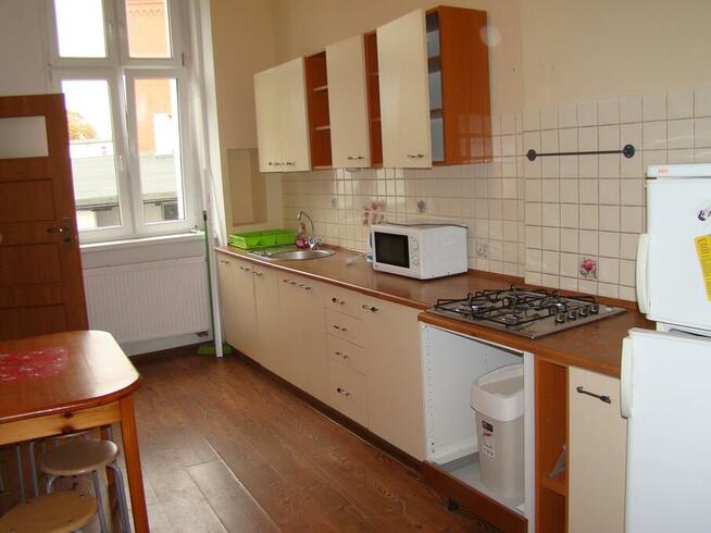 Mieszkanie trzypokojowe dla studentek