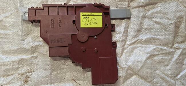 System Otwierania Dźwi W11089950 C00536647 Zmywarki INDESIT