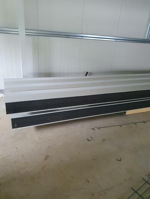 Płyta warstwowa dachowa