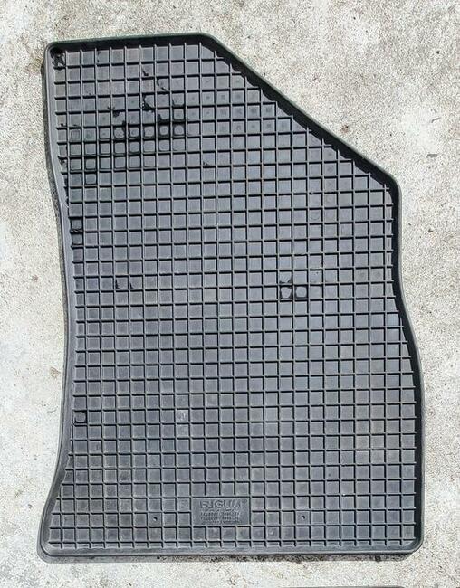 Dywanik Peugeot 3008 09 KOMPLET JAK NOWE GUMOWE CZESKIE CZAR