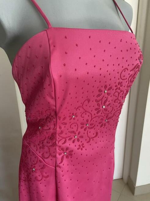 Cudna sukienka marki RAMPAGE