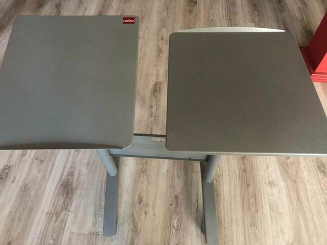 Stolik Pod Projektor Nobo Z Dwiema Półkami