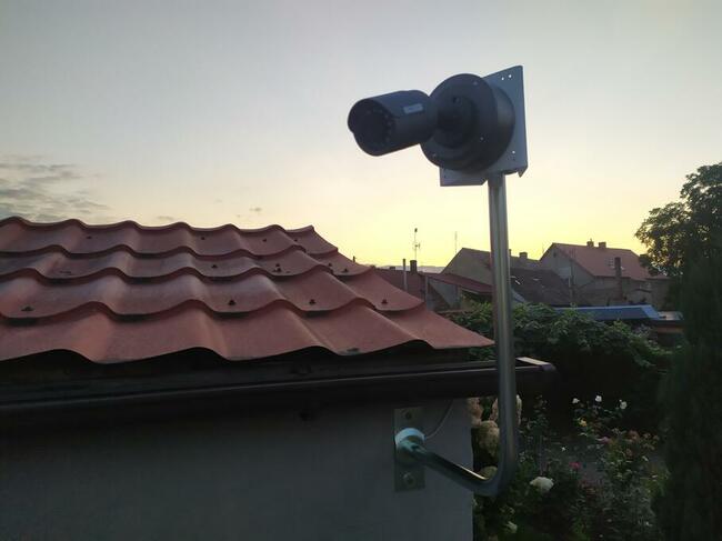 Złota rączka, montaż monitoringu