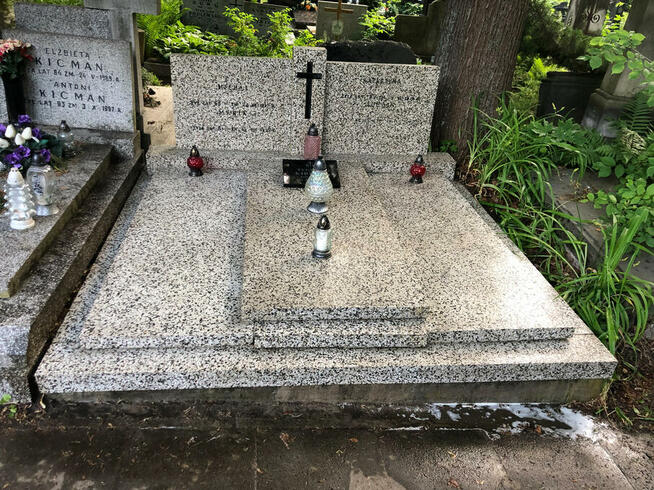 Sprzątanie grobów - Opieka nad grobami AdaPol