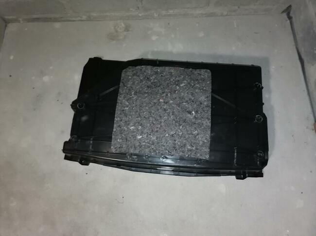 Korytko bagażnika Prius 3