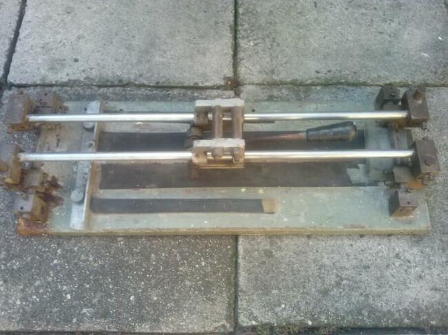 Maszyna do cięcia płytek, glazury, 100 zł.