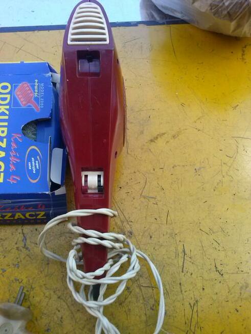 Suszarka do włosów Fema 1968 r., 49 zł.