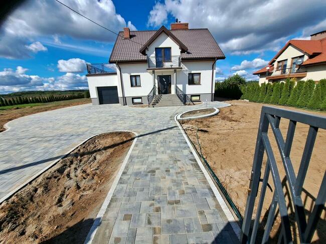 Układanie kostki brukowej