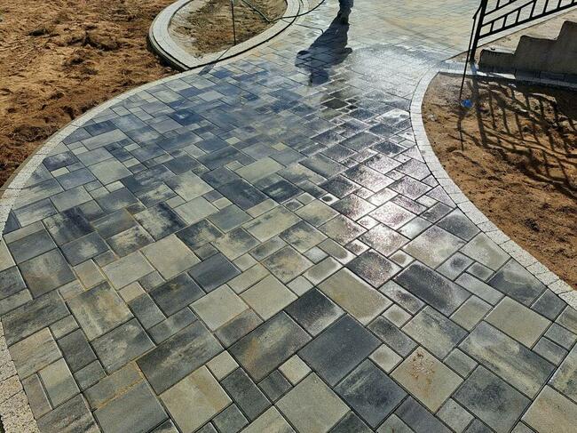 Układanie kostki brukowej