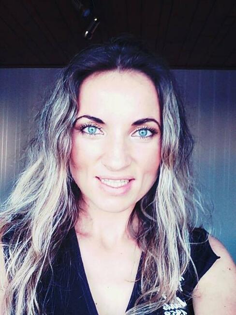 Pilnie poszukuje pracy.