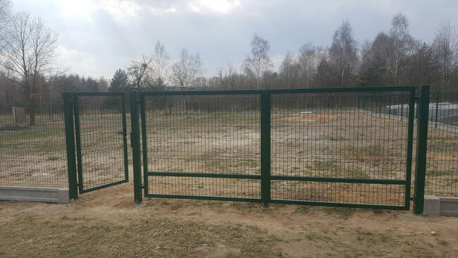 Siatka Ocynk+PCV 2.4/3.5mm1.5m 17 zł mbSiatka2.5mm14 zł