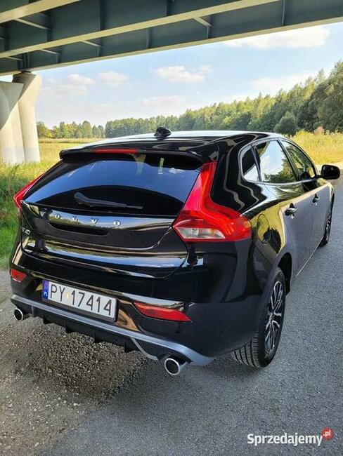 Volvo V40 2.0 D 120km