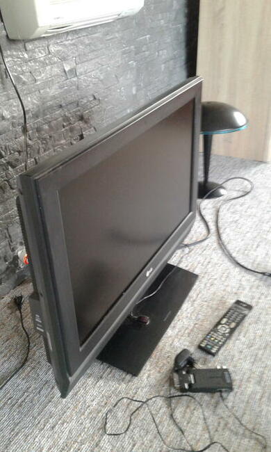 Telewizor LG 42 cale do serwisu