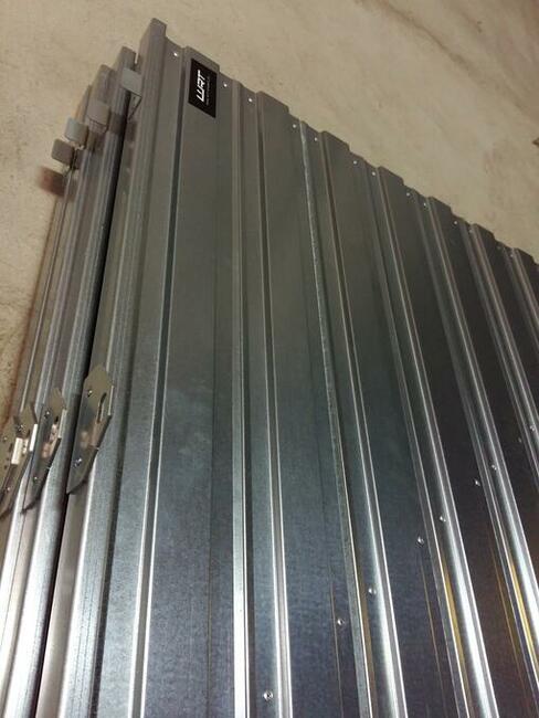 Drzwi stalowe, ocynkowane, piwniczne