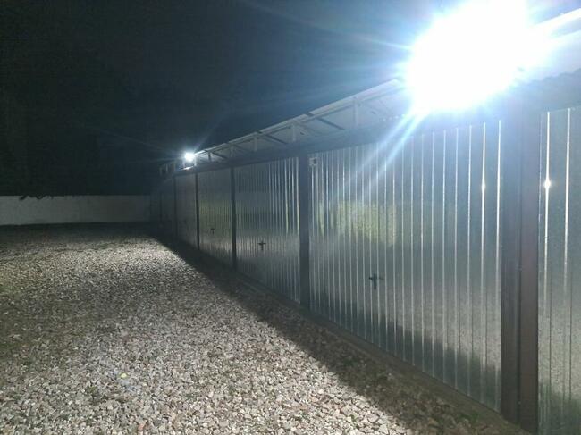 Wynajmę garaż 15m2 z prądem.Warszawa. Ursus.