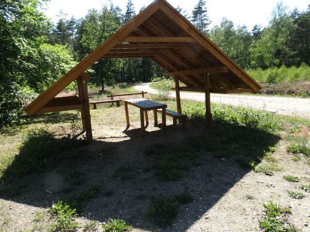 Sprzedam działkę na wsi kaszubskiej w okolicy lasów i jezior