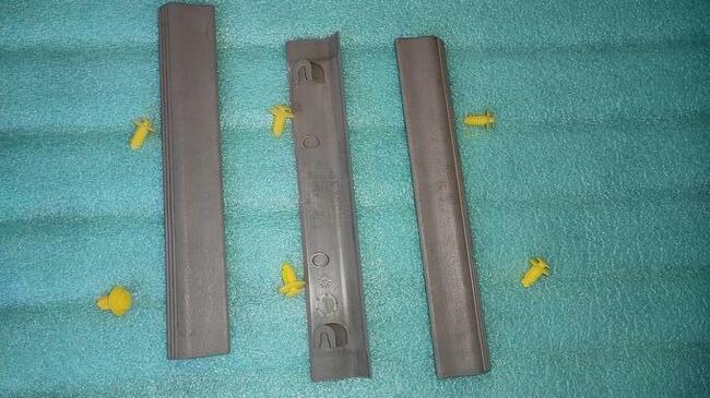 Rover 75 wew. progowe listwy w kolorach sztuka z kpl. SPINEk