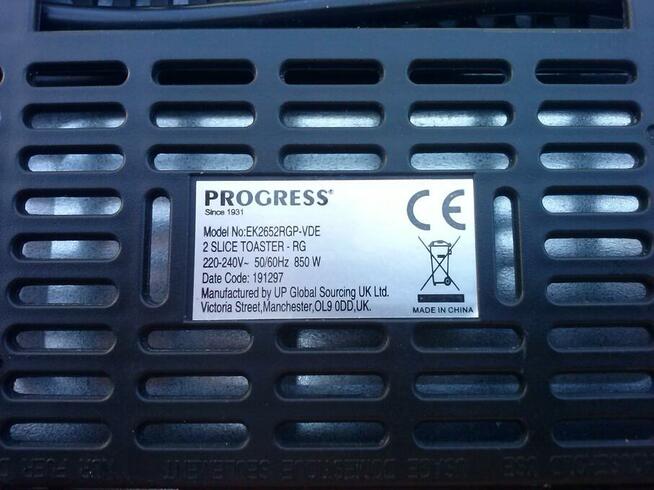 Toster Progress, 850 W, 25 zł.
