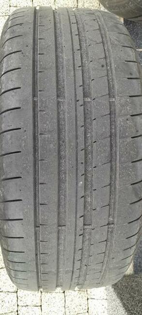 Sprzedam 2 opony letnie Goodyear Eagle F1 235/45R18