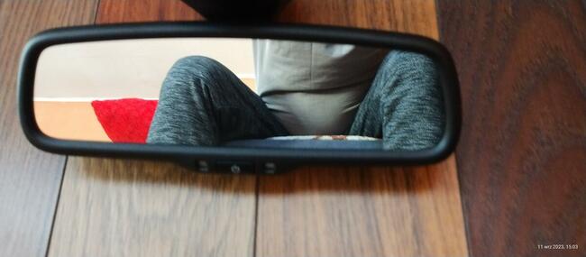 Lusterko wewnętrzne