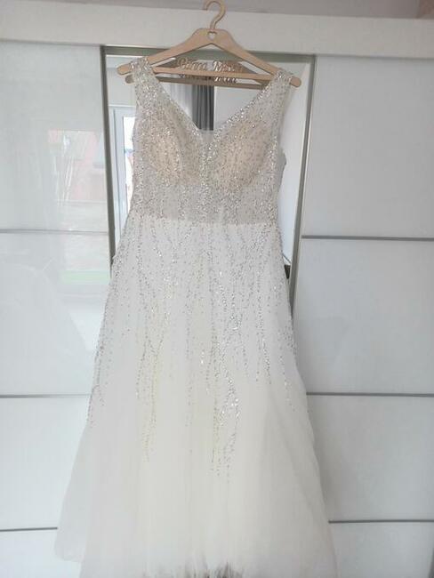 Przepiękna suknia ślubna