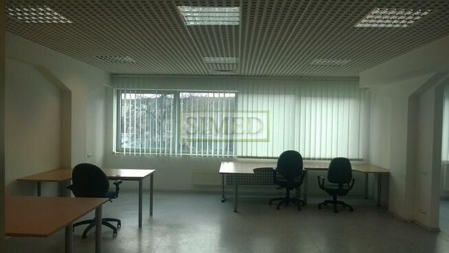 Biurowiec , 670 m 2 , biuro, usługi , Praga