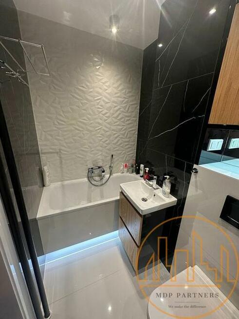 WSZĘDZIE BLISKO/ ZIELONA OKOLICA/ METRO!