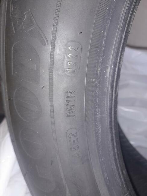 Opony letnie Goodyear 215/55r18 95T komplet