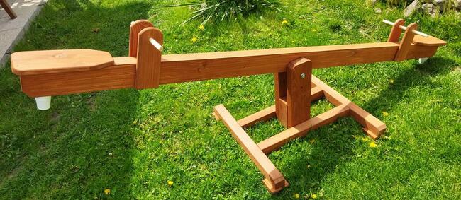 Huśtawka, równoważnia dla dzieci do ogrodu.