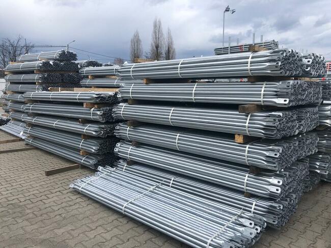 TANIE RUSZTOWANIA Elewacyjne Poznańskie Rusztowanie 740m2