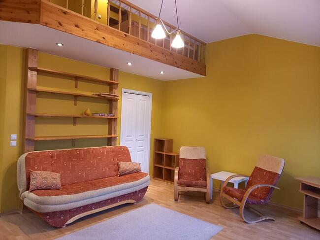 Tapicerska 55 mkw – dwupoziomowy apartament blisko centrum