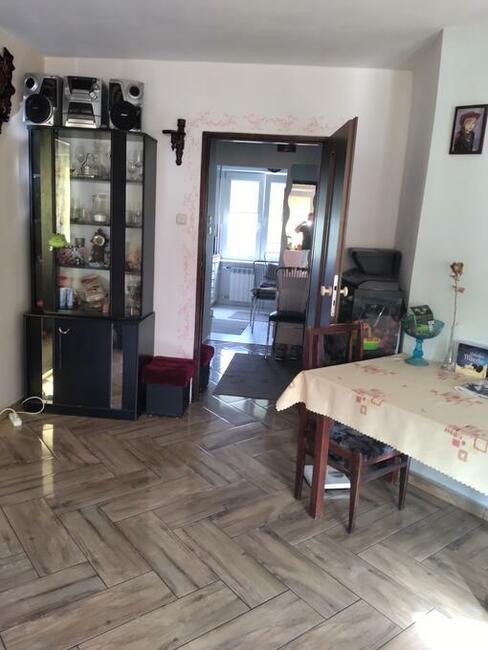 sprzedaż mieszkania