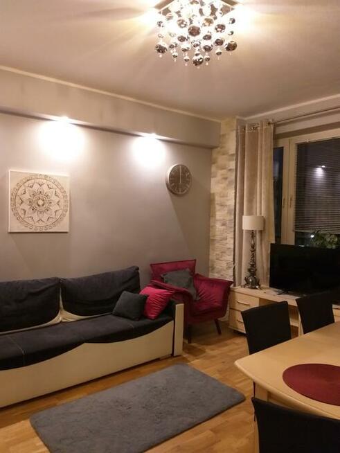 BEZP. Cena z czynszem, 2 pok. Marszałkowska, Metro Centrum !