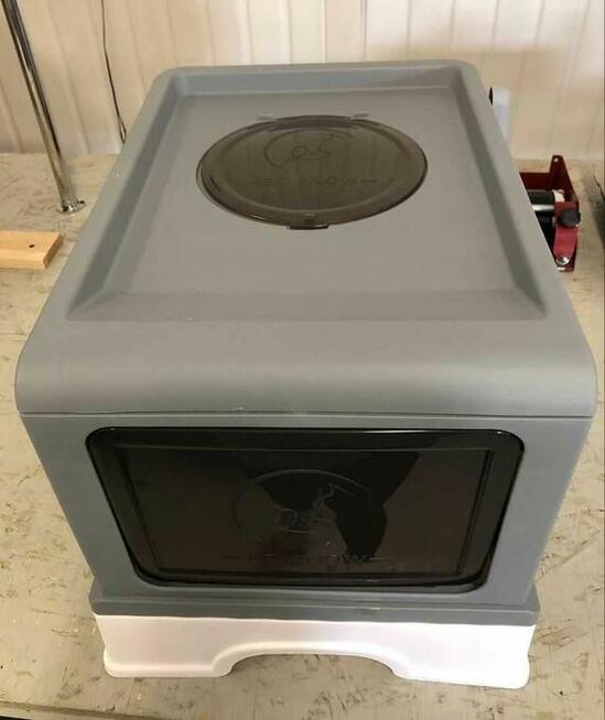 Kuweta Dla Kota Zakryta Składana Z Łopatką