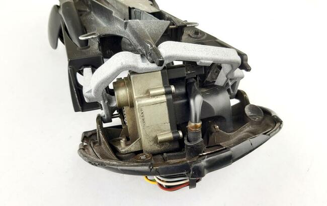 Lusterko Mercedes W140 W202 W210 - zestaw naprawczy.