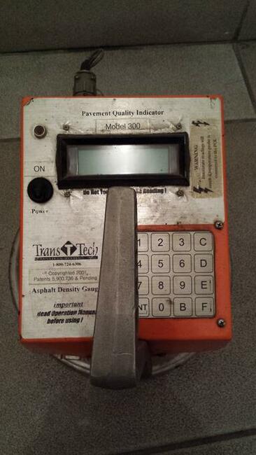 Urządzenie pomiar zagęszczenia i temperatury masy asfaltowej