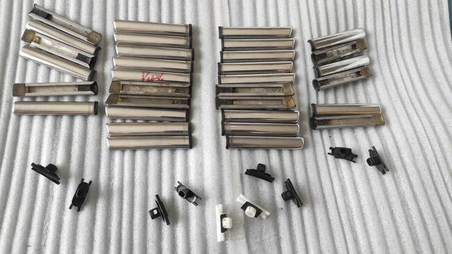 Rover 75 listwy ozdobne chromowe od klamki + spinka