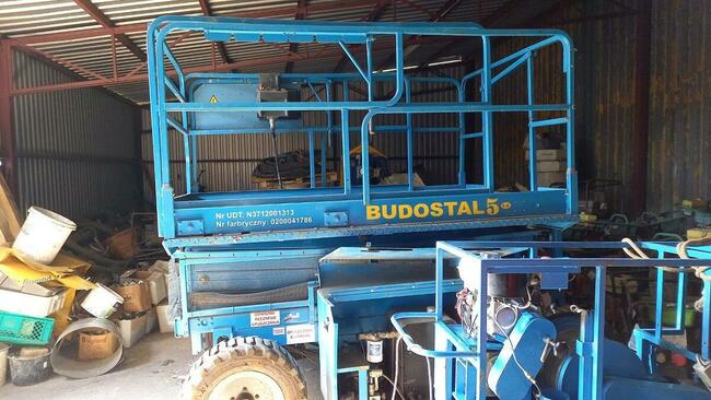 Na sprzedaż podnośnik nożycowy 26 MRT