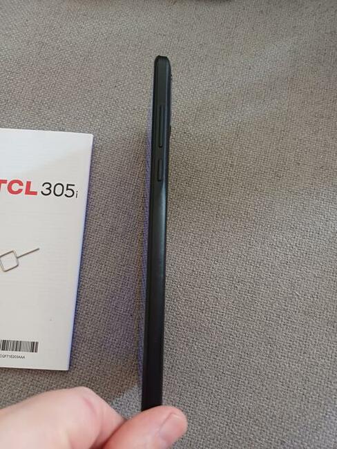 Telefon TCL 305i