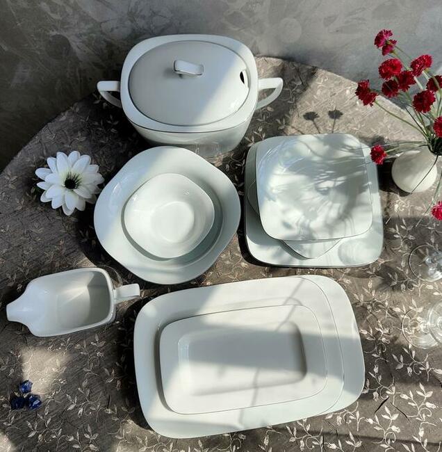 Serwis obiadowy Auris / Aurora dla 12 osób